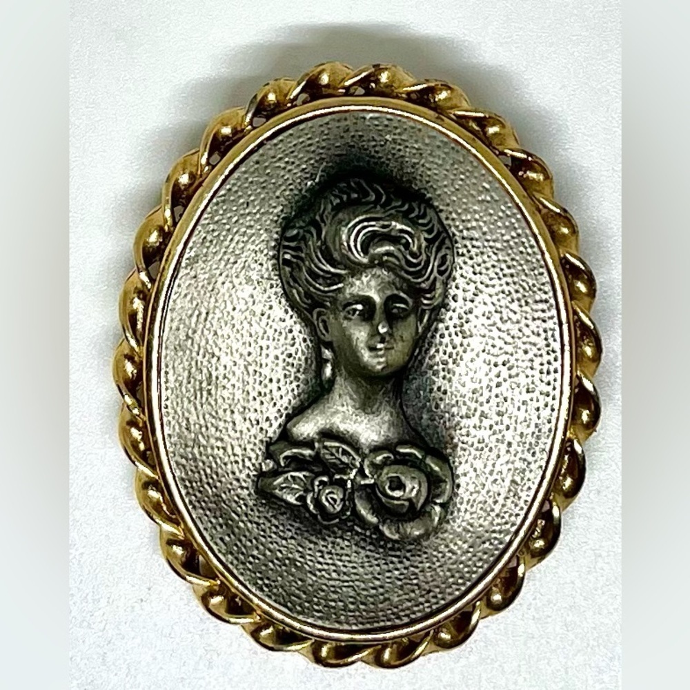 Victorian Style Cameo Brooch